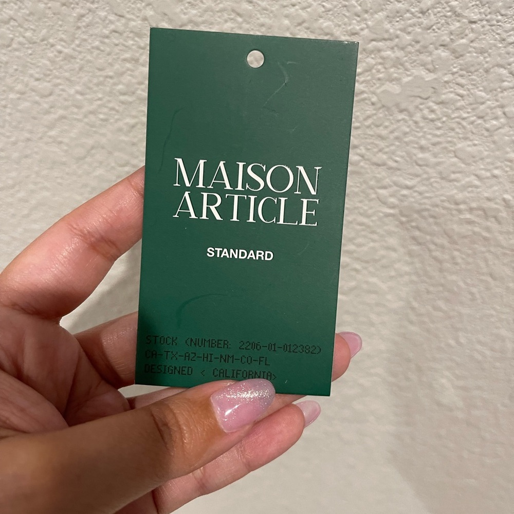 Maison Article Tshirt - image 4
